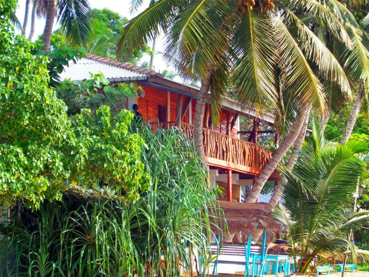 Reggae Zone Beach Resort Tangalle Exteriör bild