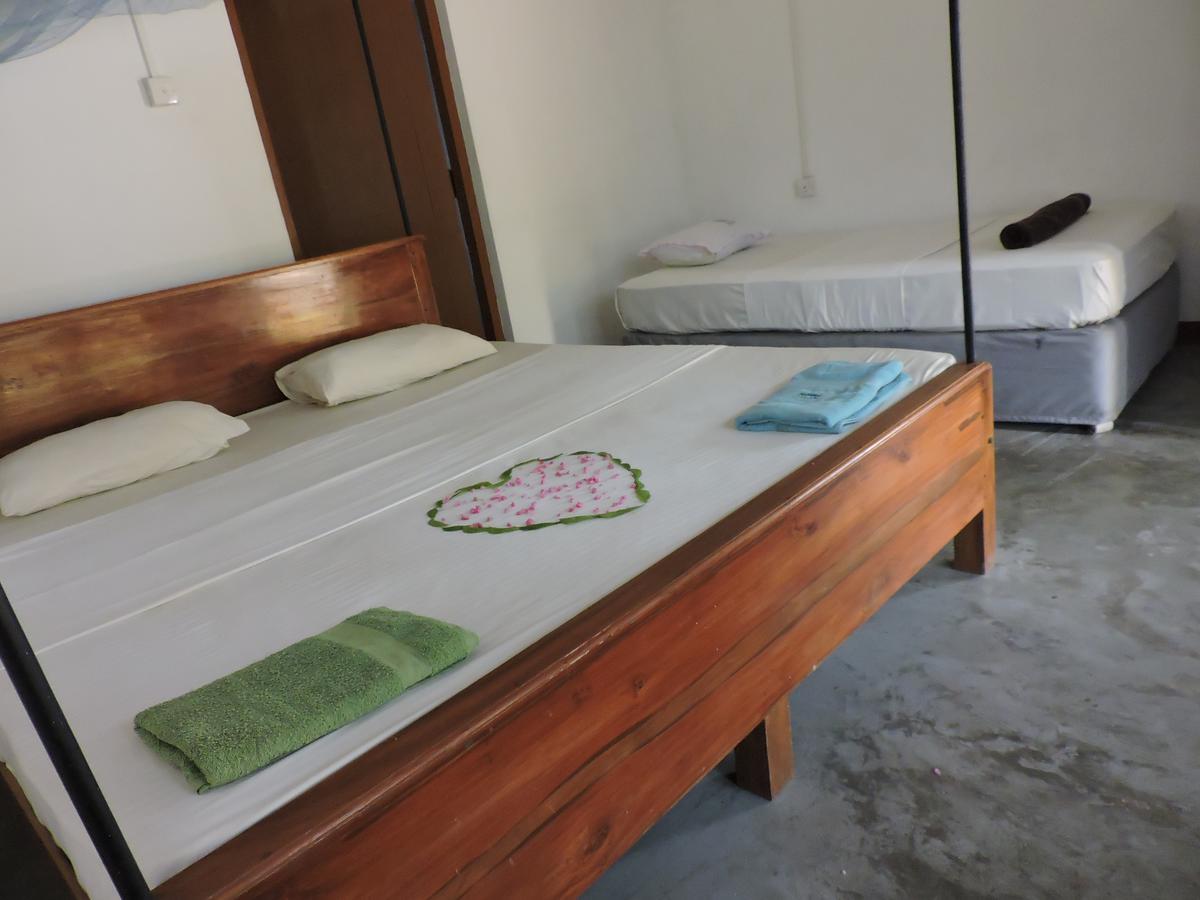 Reggae Zone Beach Resort Tangalle Rum bild